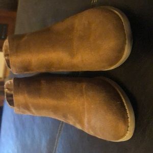 Size 3 boots Zoe and Zac